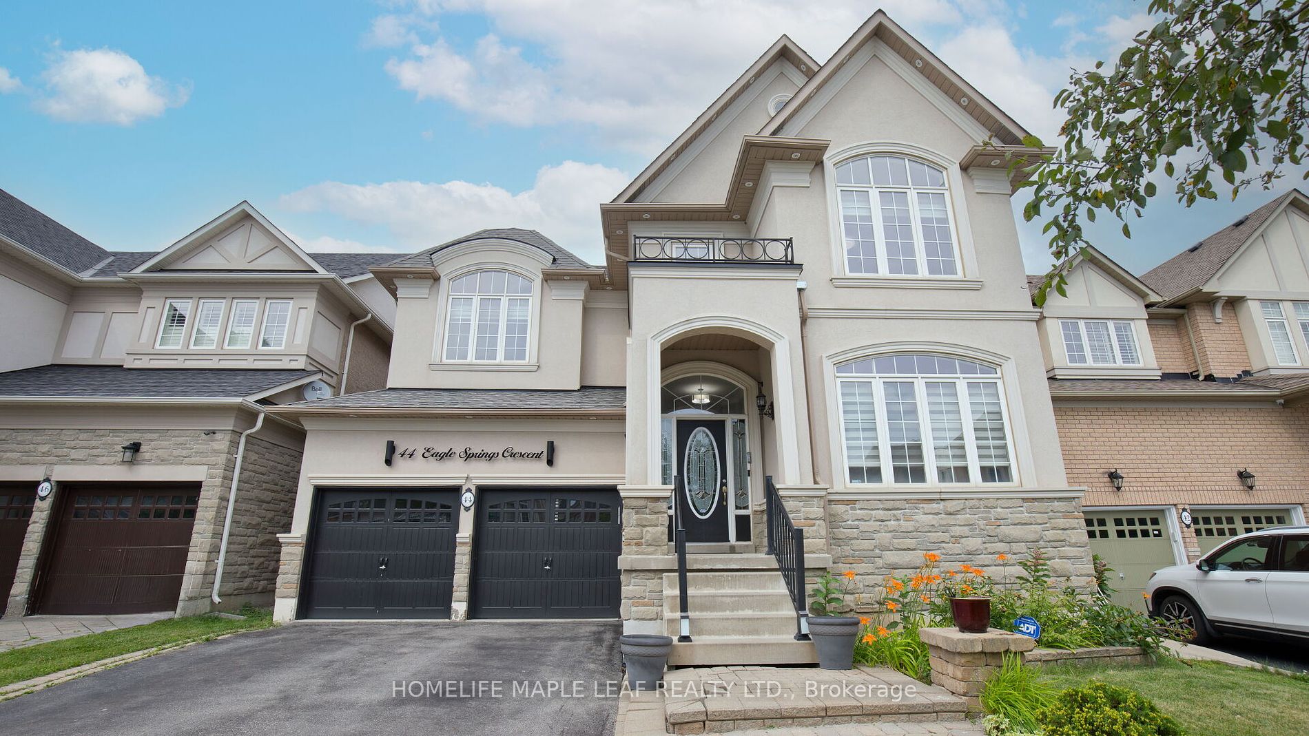 44 Eaglesprings Cres