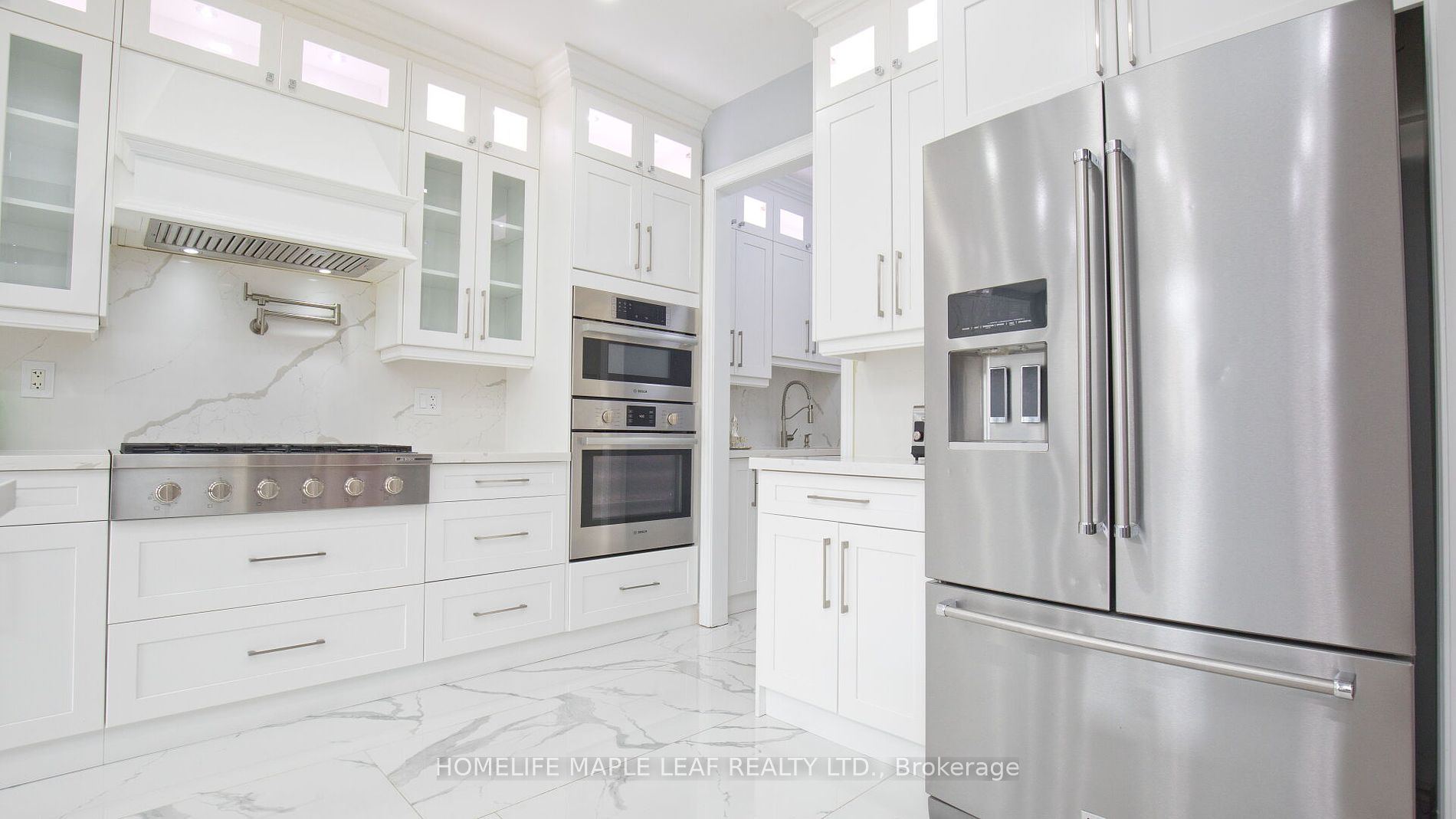 44 Eaglesprings Cres