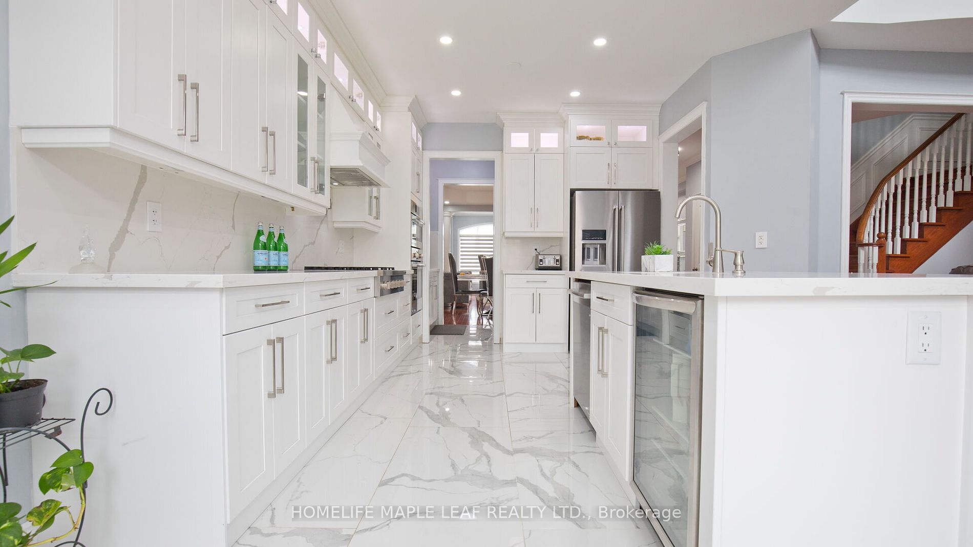 44 Eaglesprings Cres