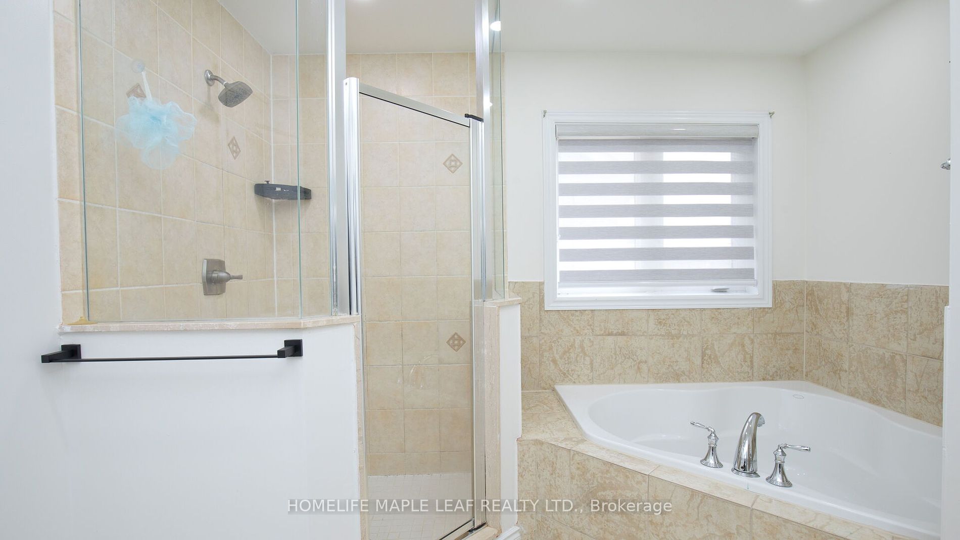 44 Eaglesprings Cres