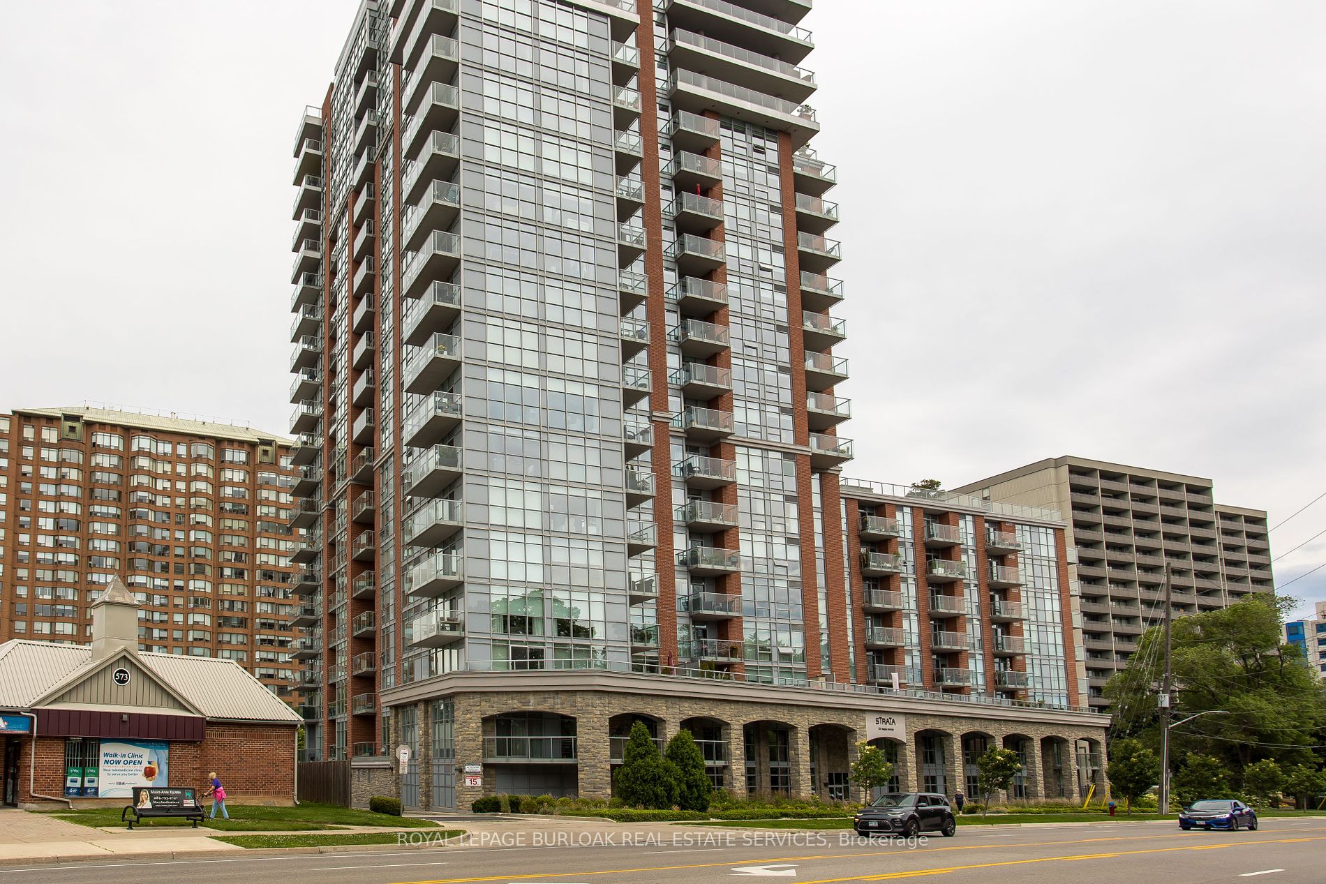 551 Maple Ave, #814