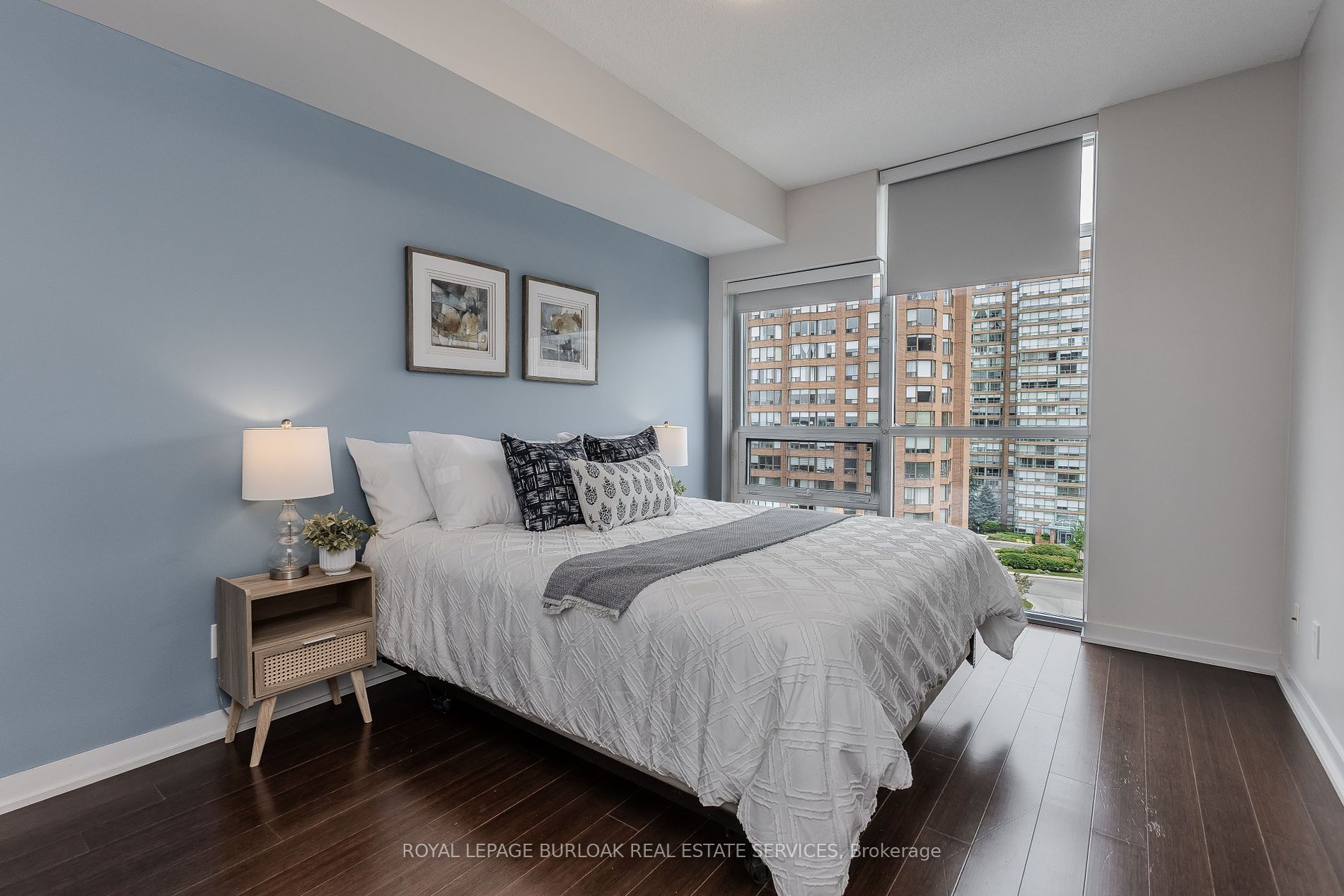 551 Maple Ave, #814