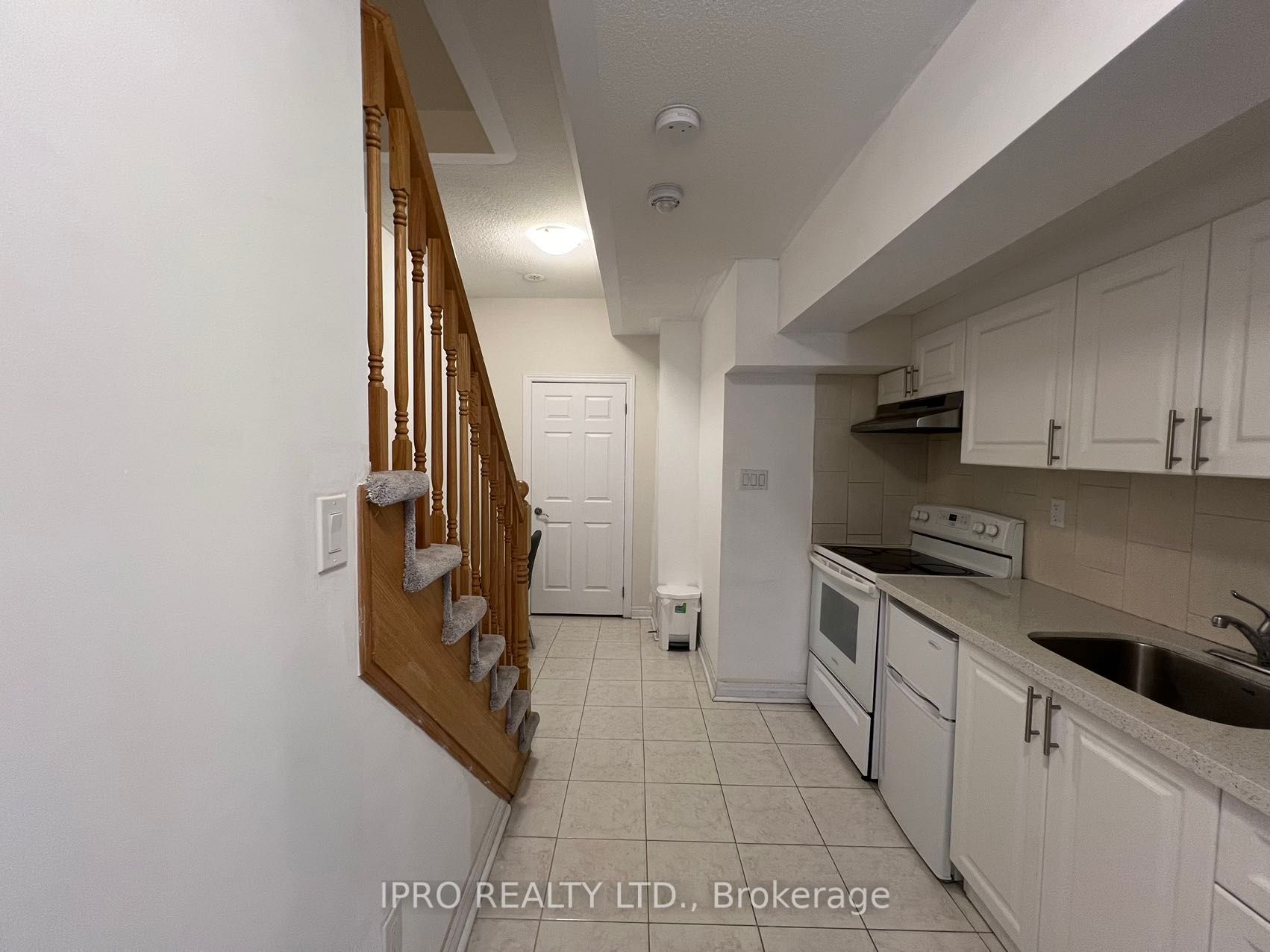 2280 Baronwood Drive, #90