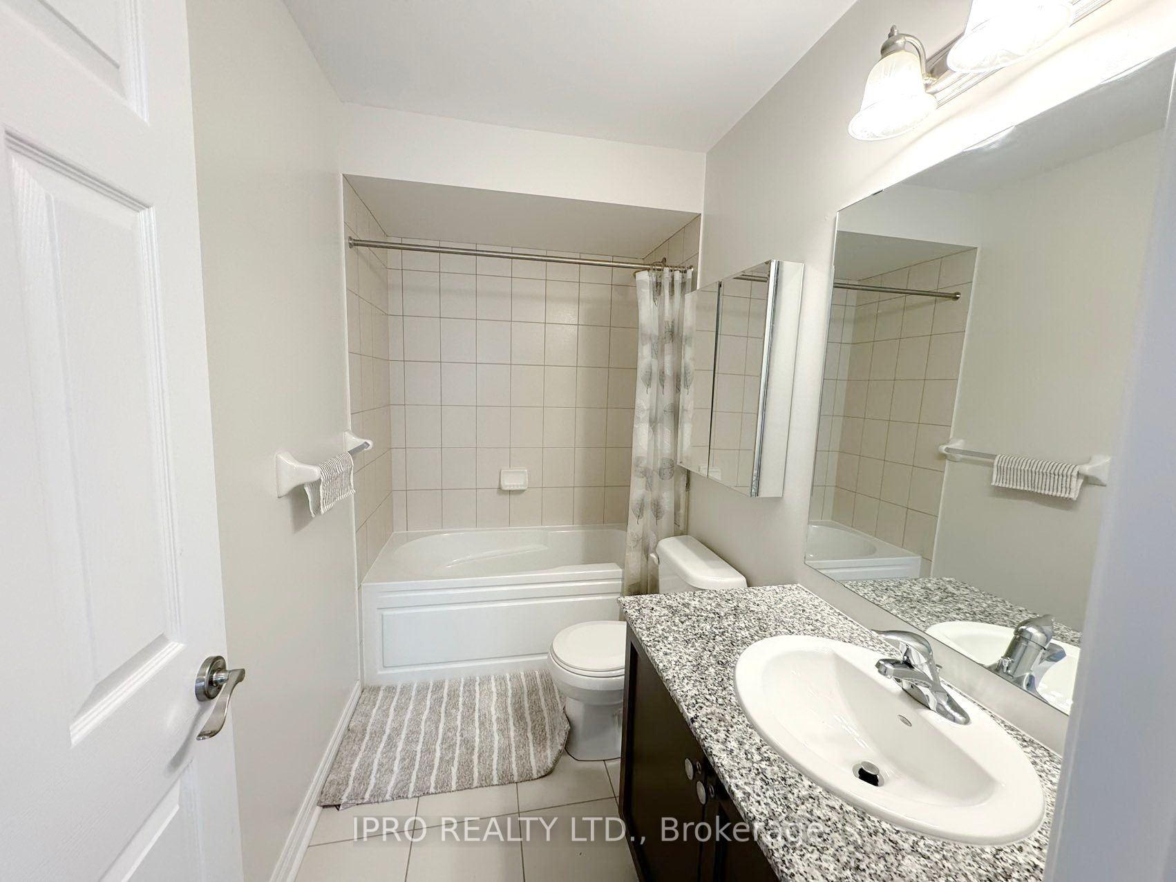 2280 Baronwood Drive, #90