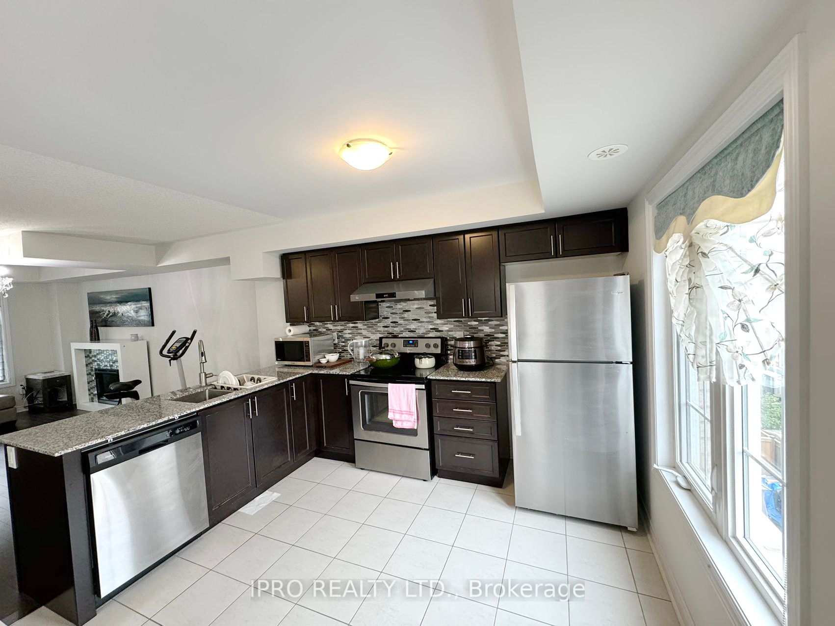 2280 Baronwood Drive, #90