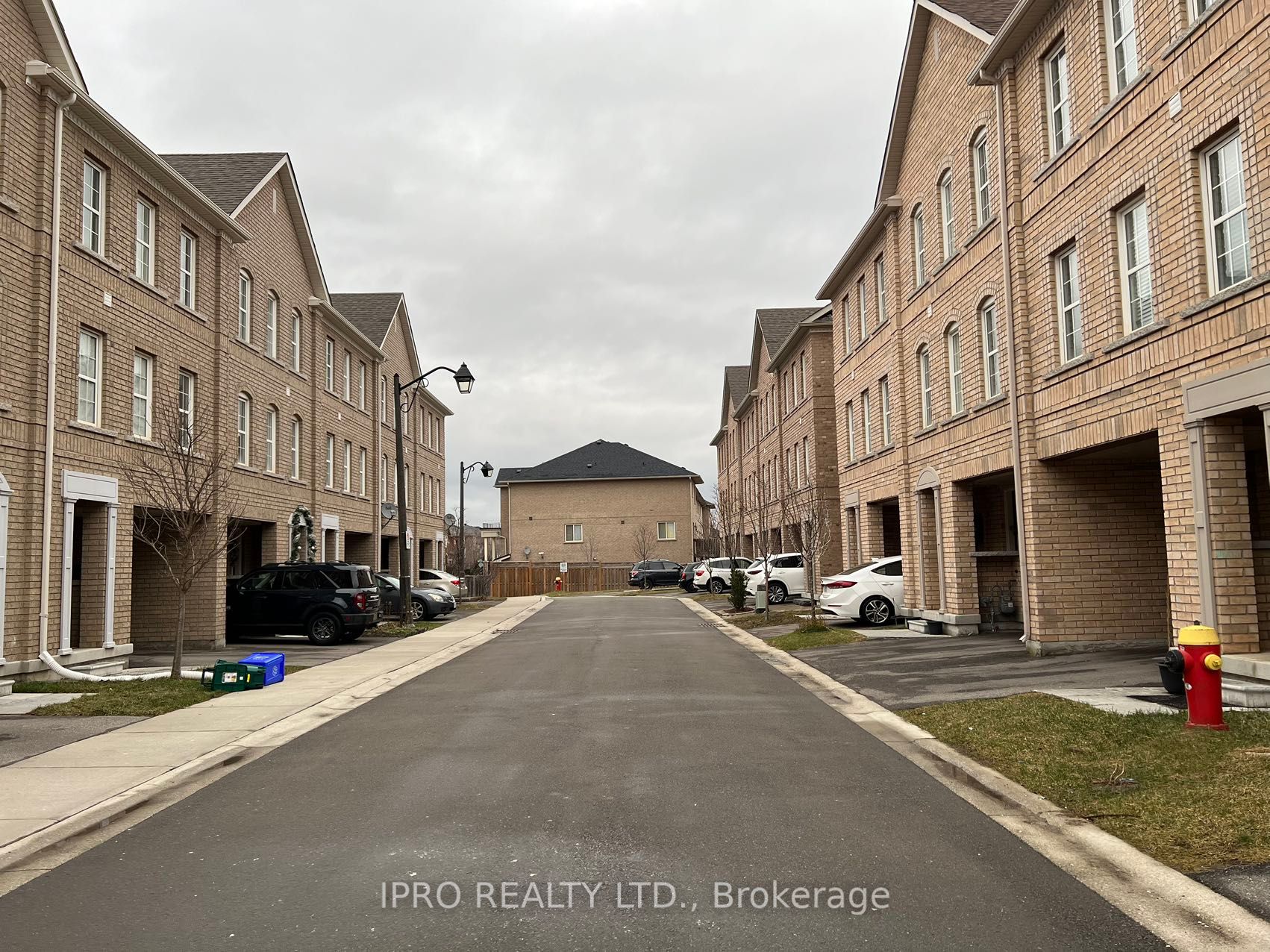 2280 Baronwood Drive, #90