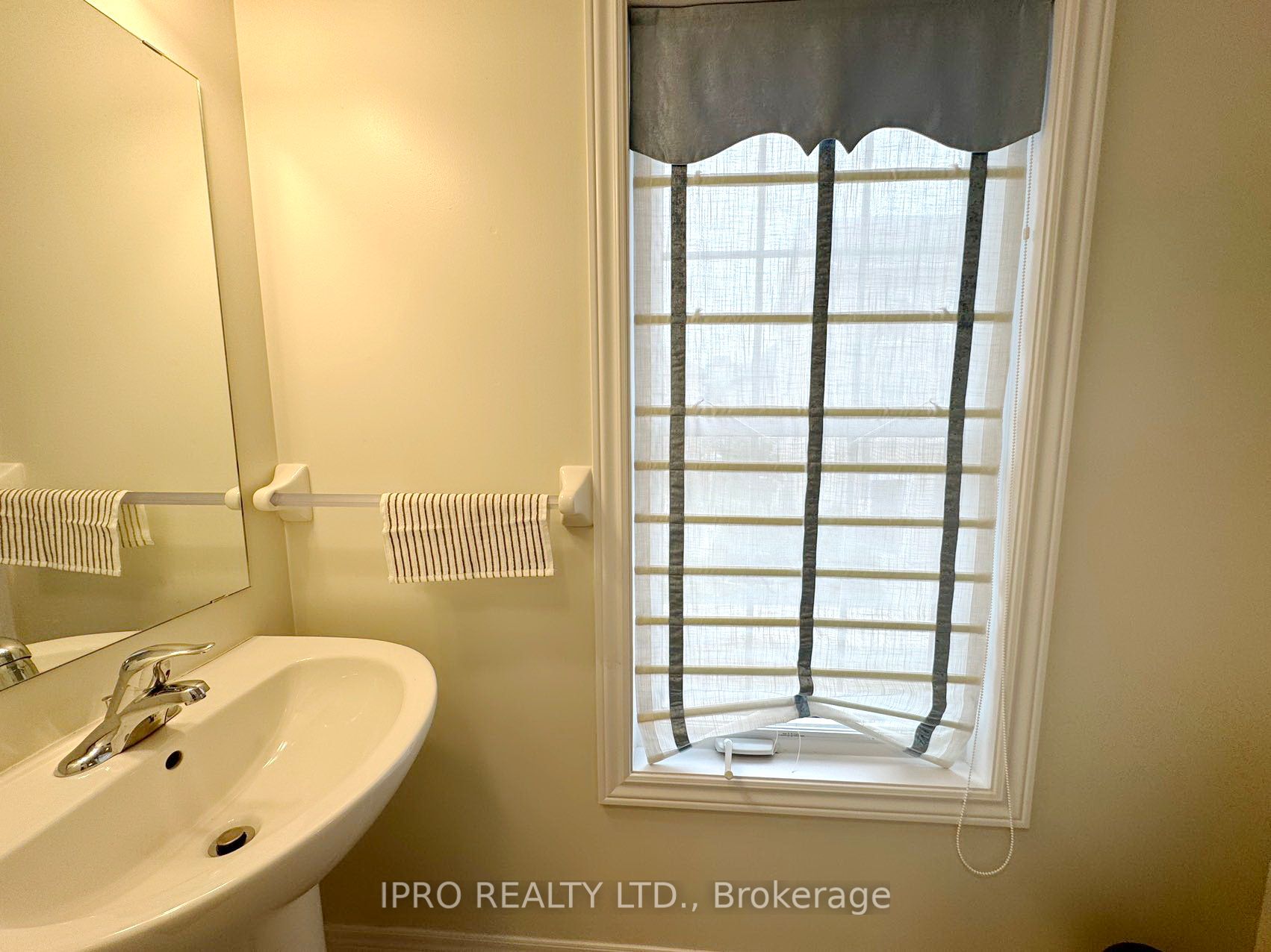 2280 Baronwood Drive, #90