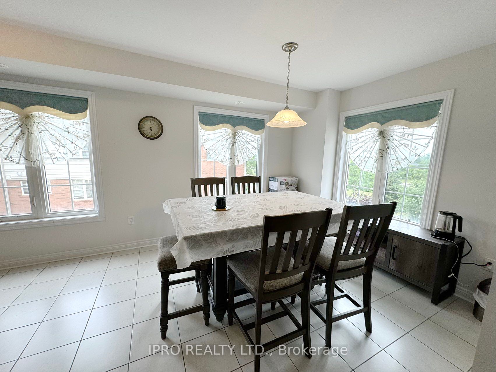 2280 Baronwood Drive, #90