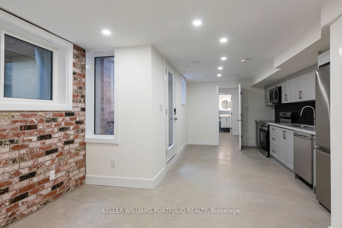 180 Maria Street #Lower