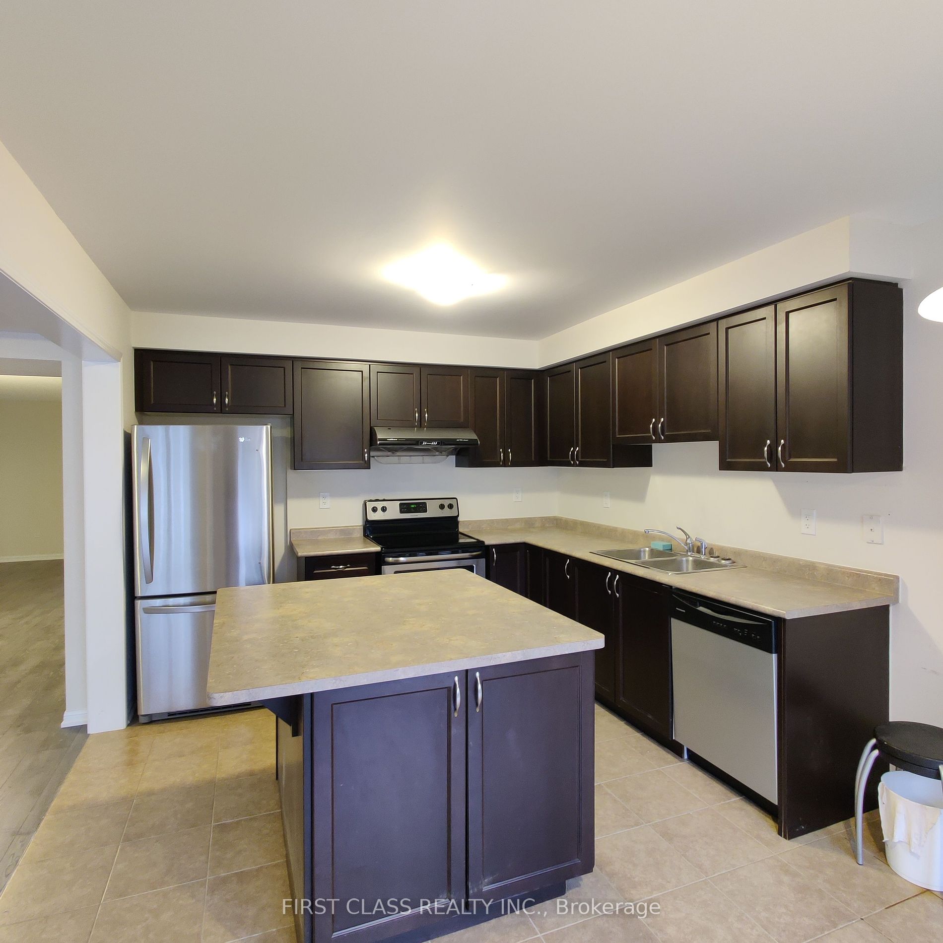 917 Farmstead Drive