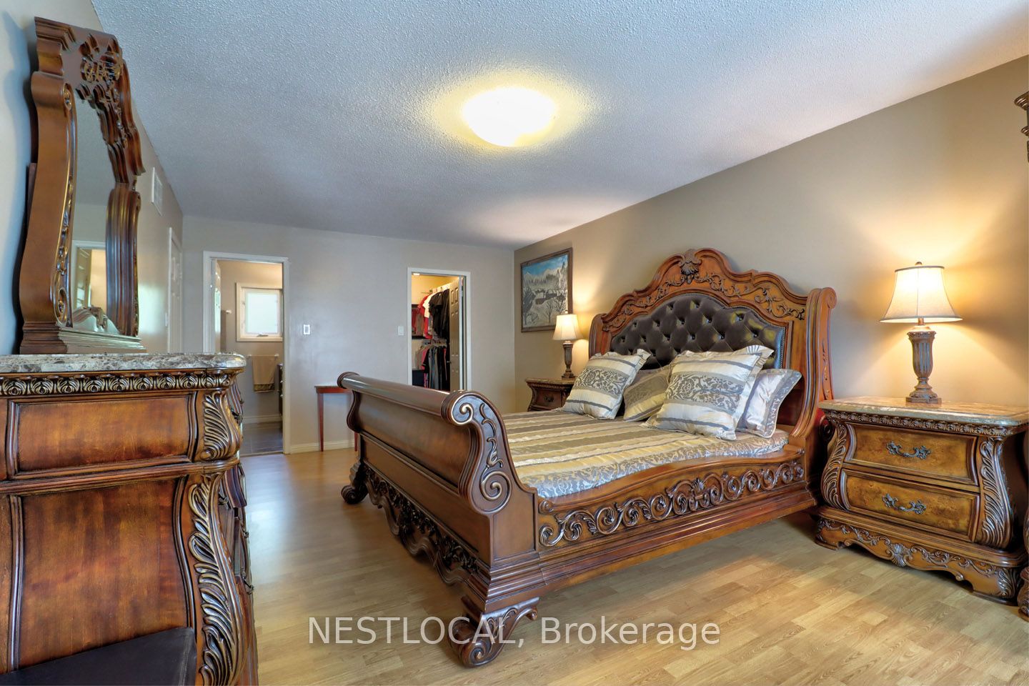 14 Waverly Pl