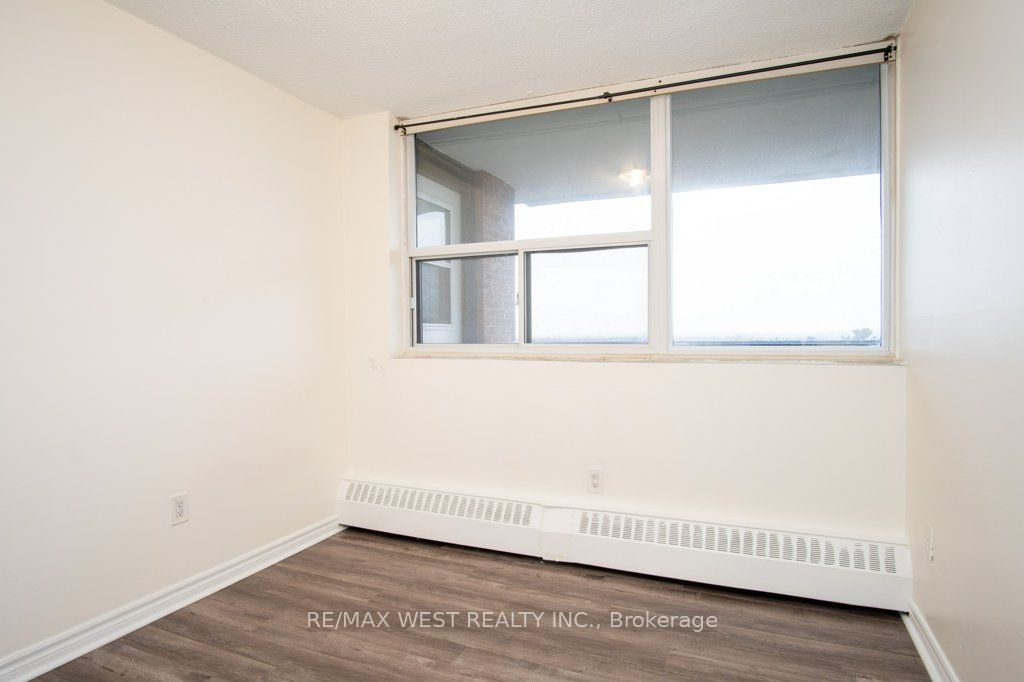 3501 Glen Erin Drive #1001