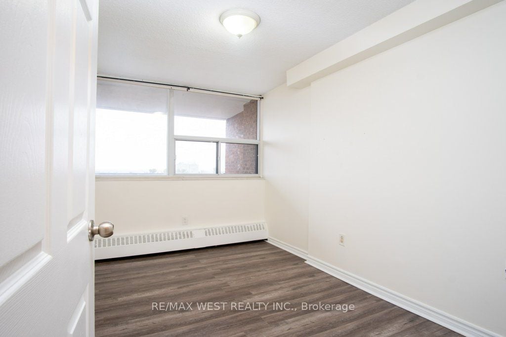 3501 Glen Erin Drive #1001