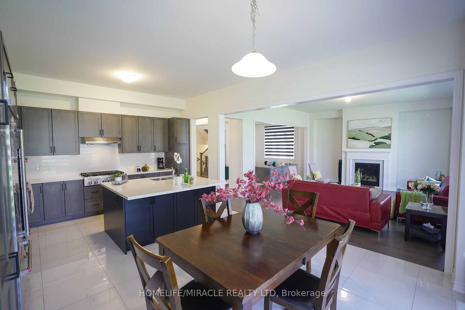 20 Tweedhill Ave