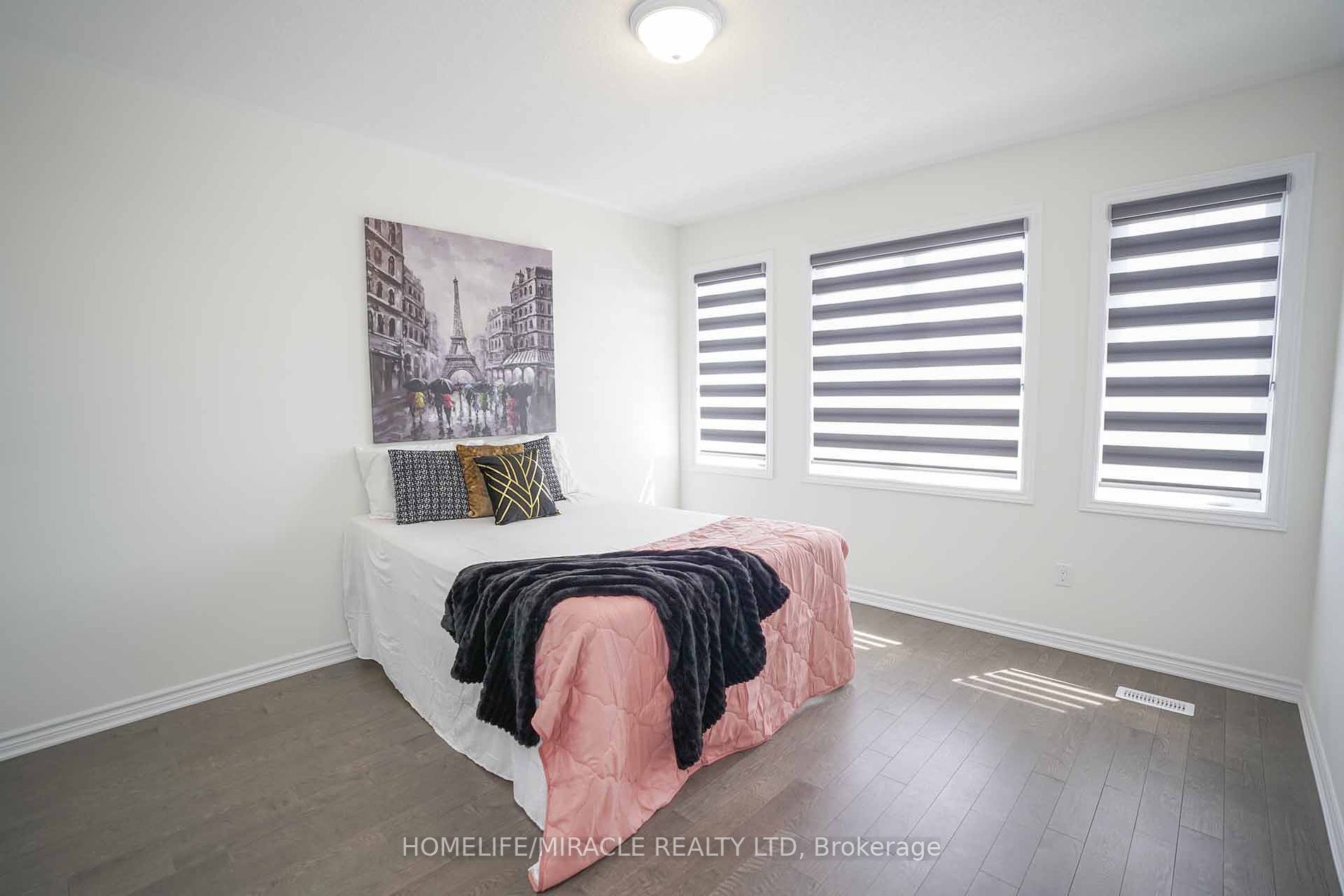 20 Tweedhill Ave