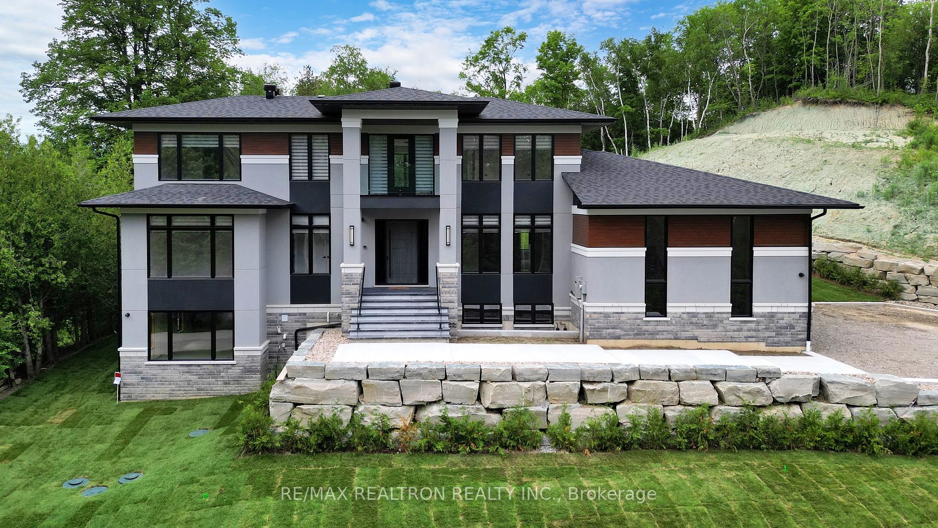8 Keily Crescent
