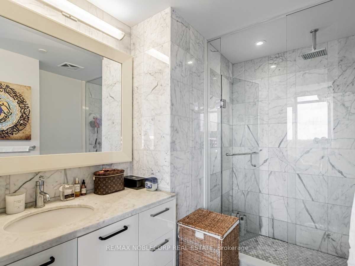 88 Park Lawn Rd, #2212