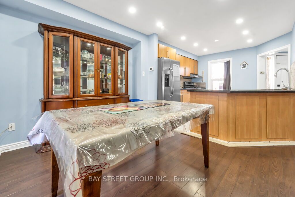 39 Blue Spruce Street