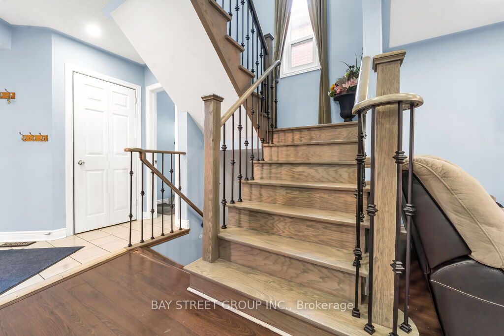 39 Blue Spruce Street
