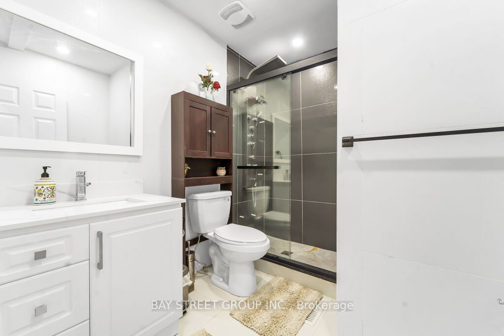 39 Blue Spruce Street