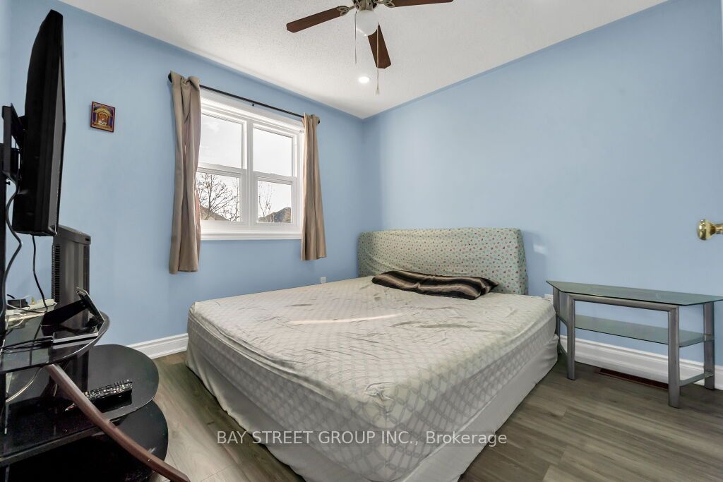 39 Blue Spruce Street
