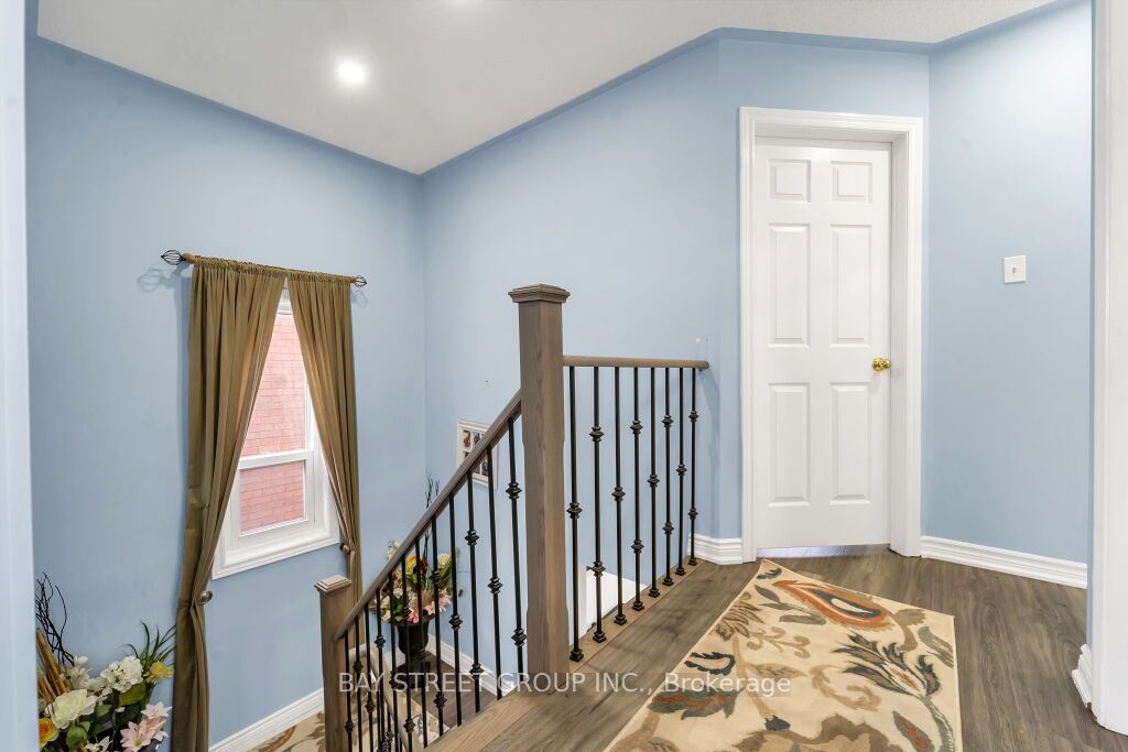 39 Blue Spruce Street