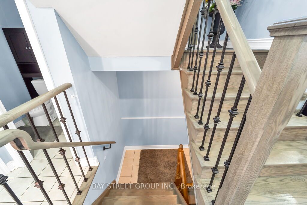 39 Blue Spruce Street
