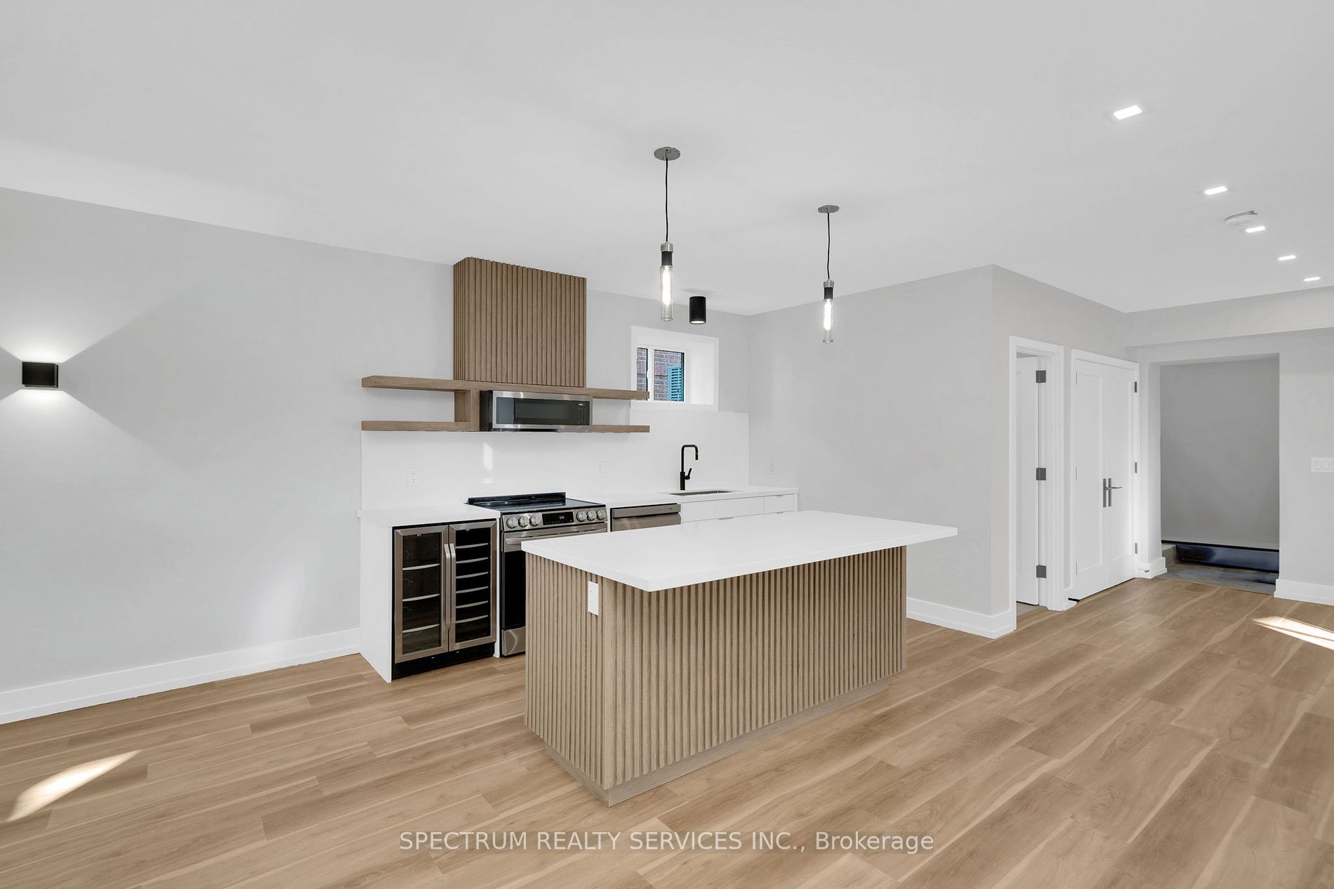 102 Stayner Ave