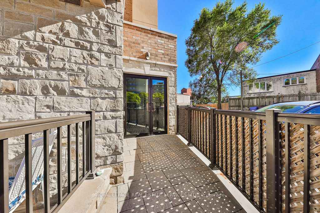 70 Stewart Street #201
