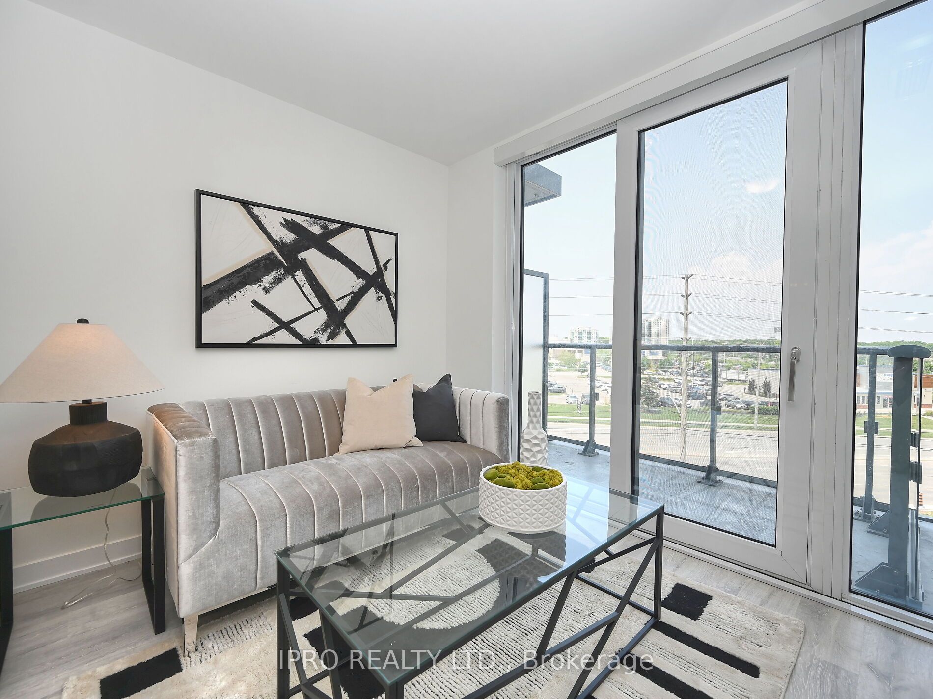 4655 Metcalfe Ave, #404B