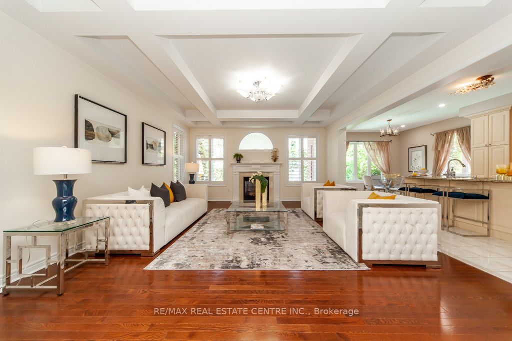 1387 Ferncrest Road
