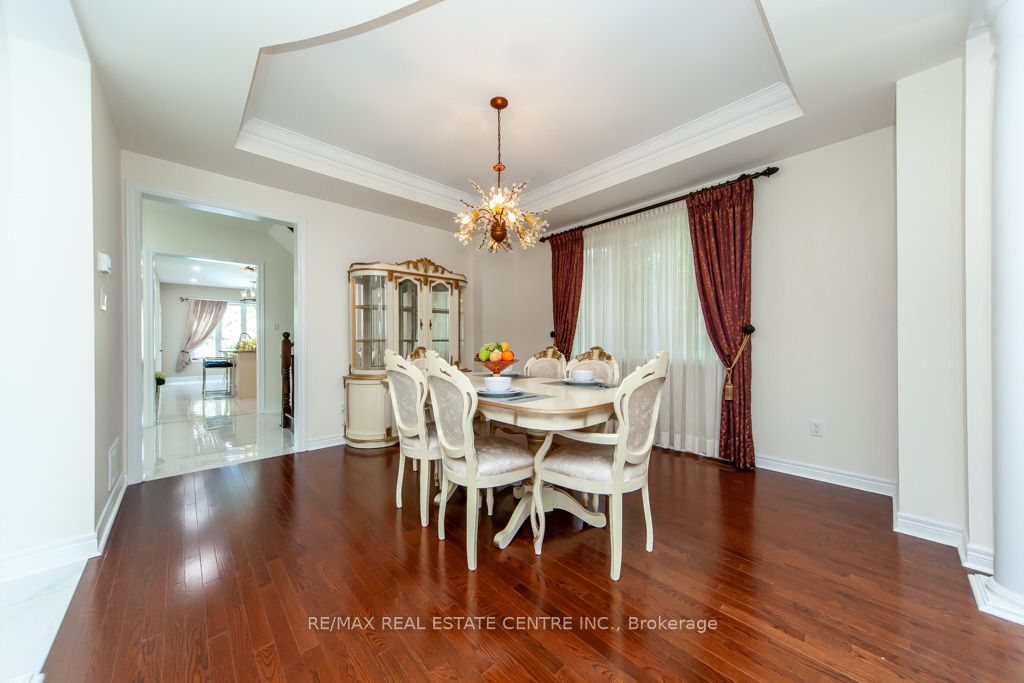 1387 Ferncrest Road