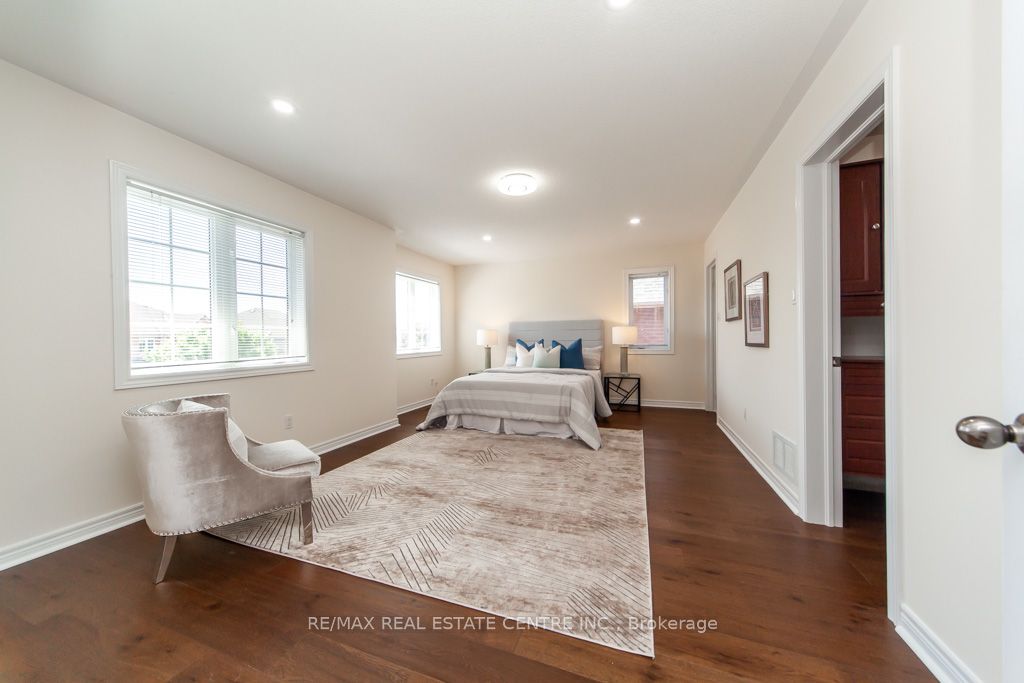1387 Ferncrest Road
