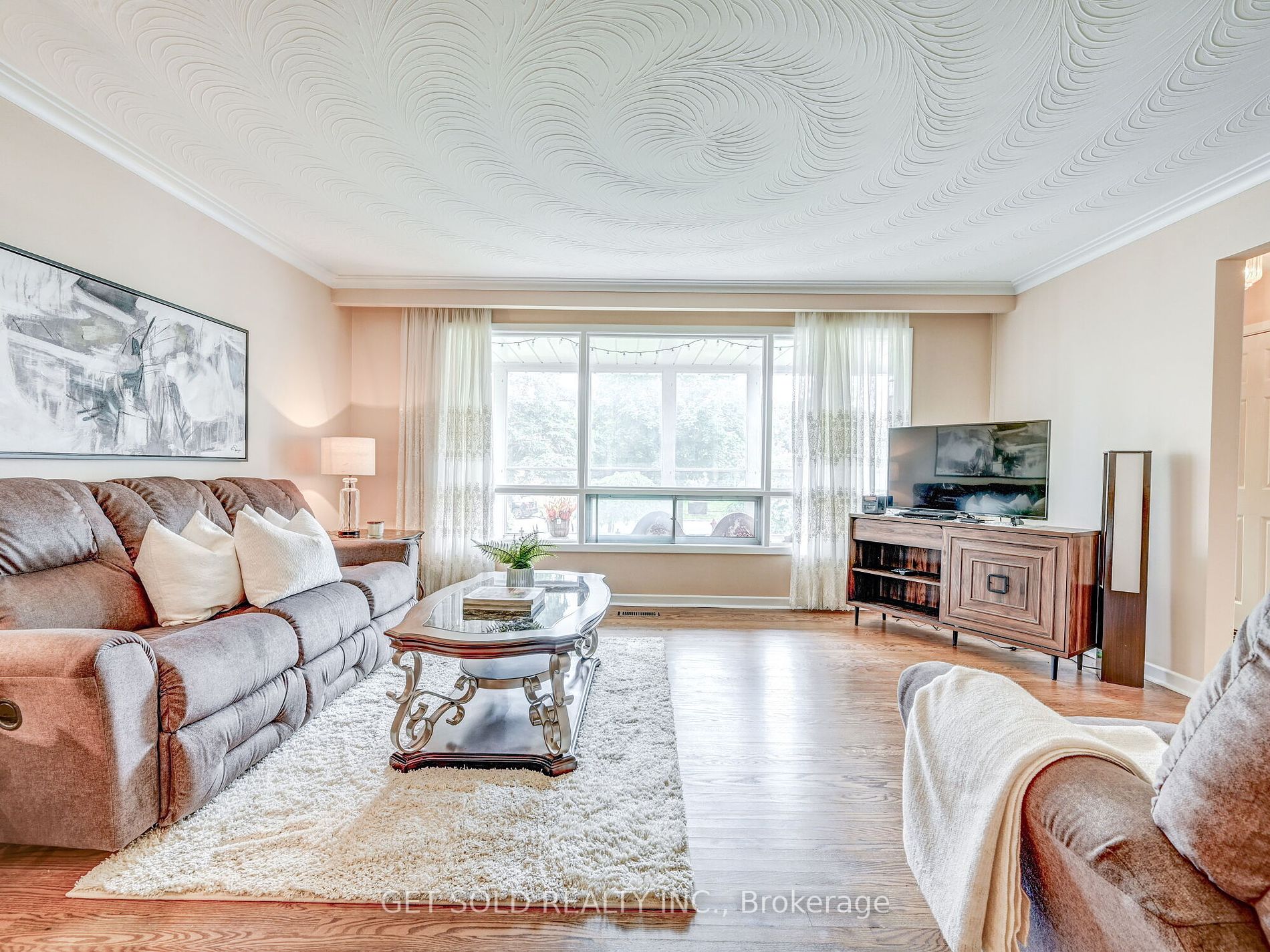 3651 Broomhill Crescent