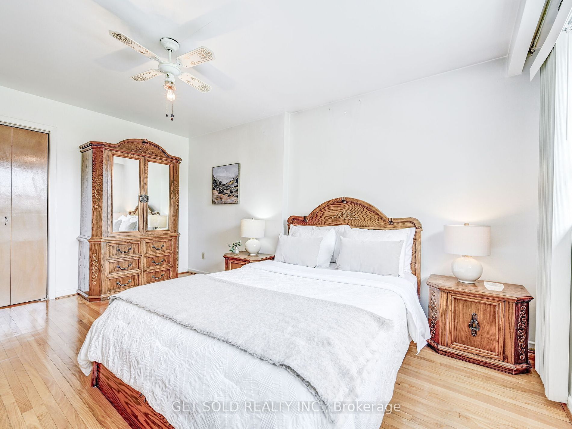 3651 Broomhill Crescent