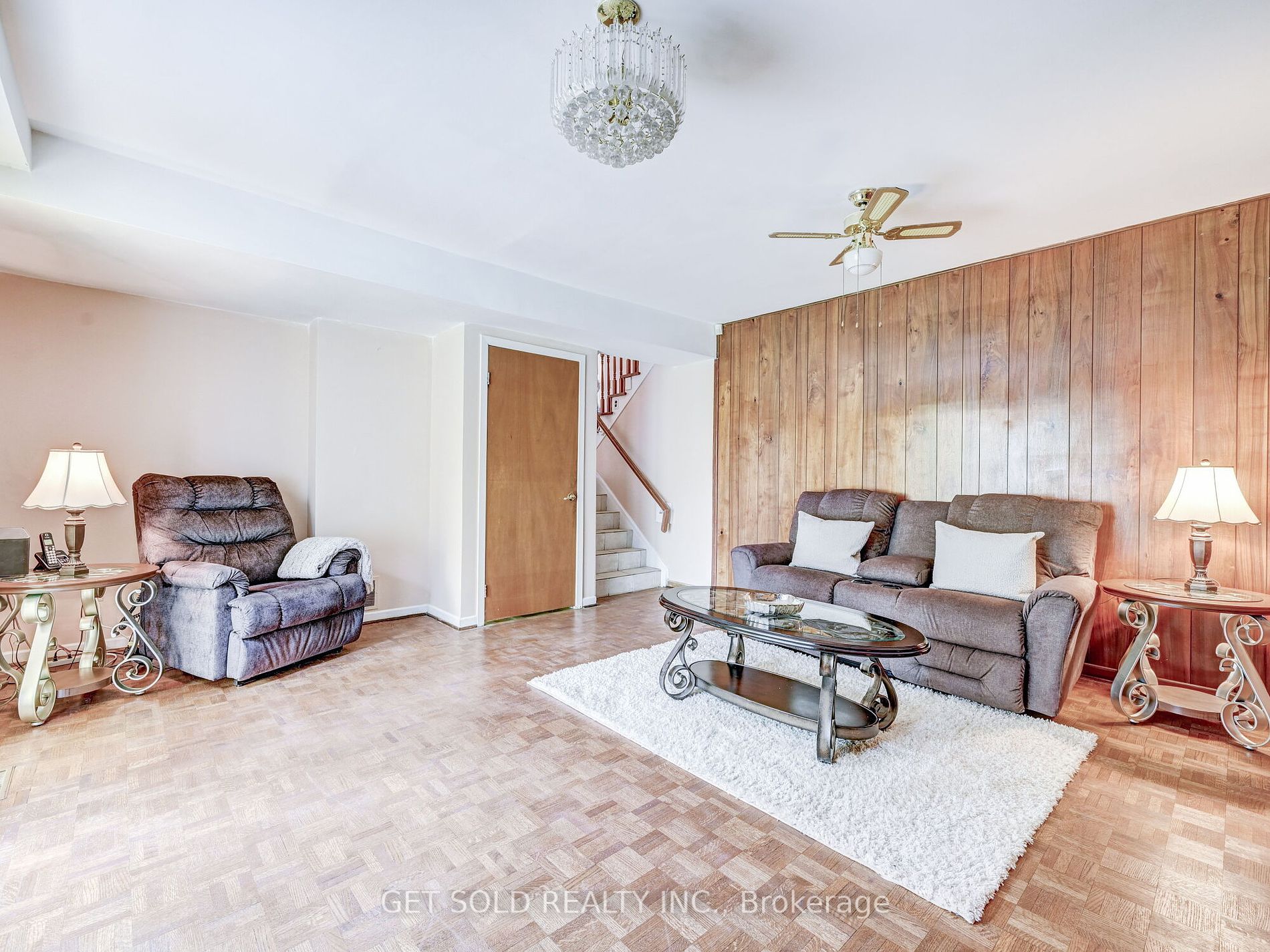 3651 Broomhill Crescent