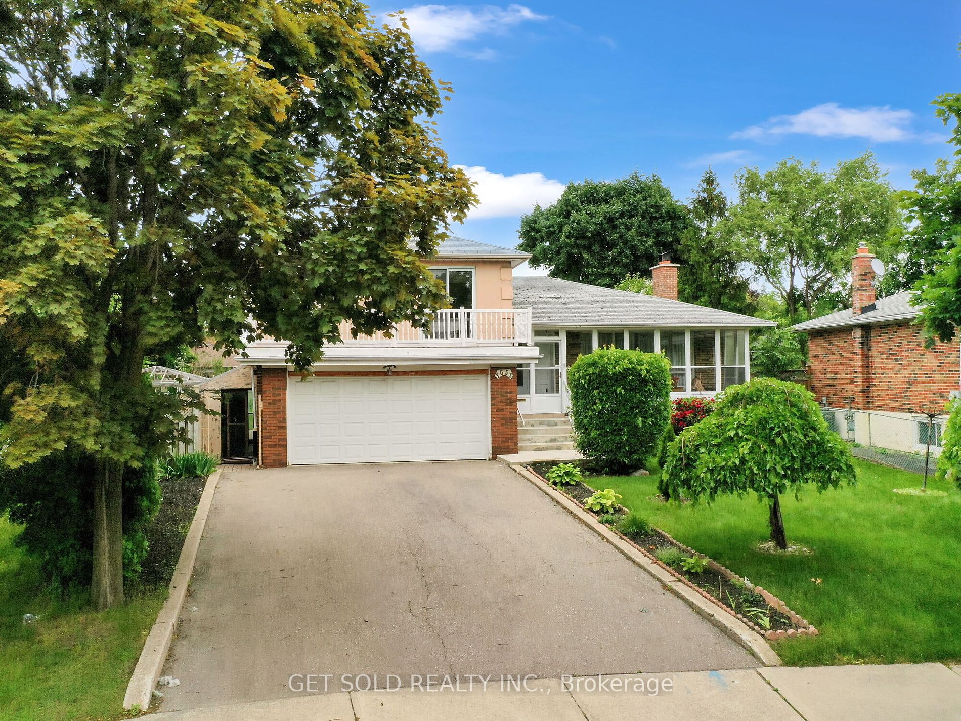 3651 Broomhill Crescent