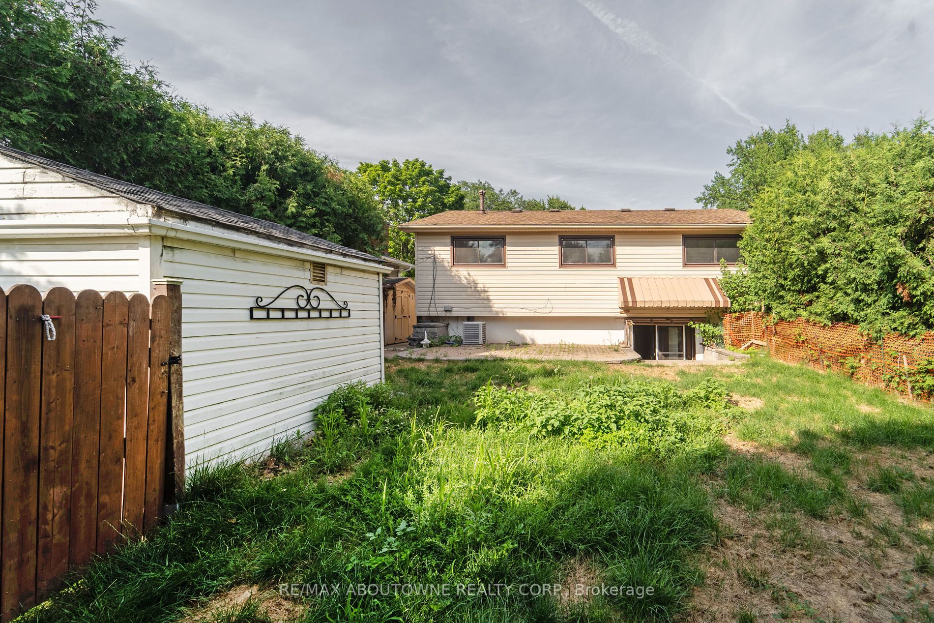 608 Thornwood Ave