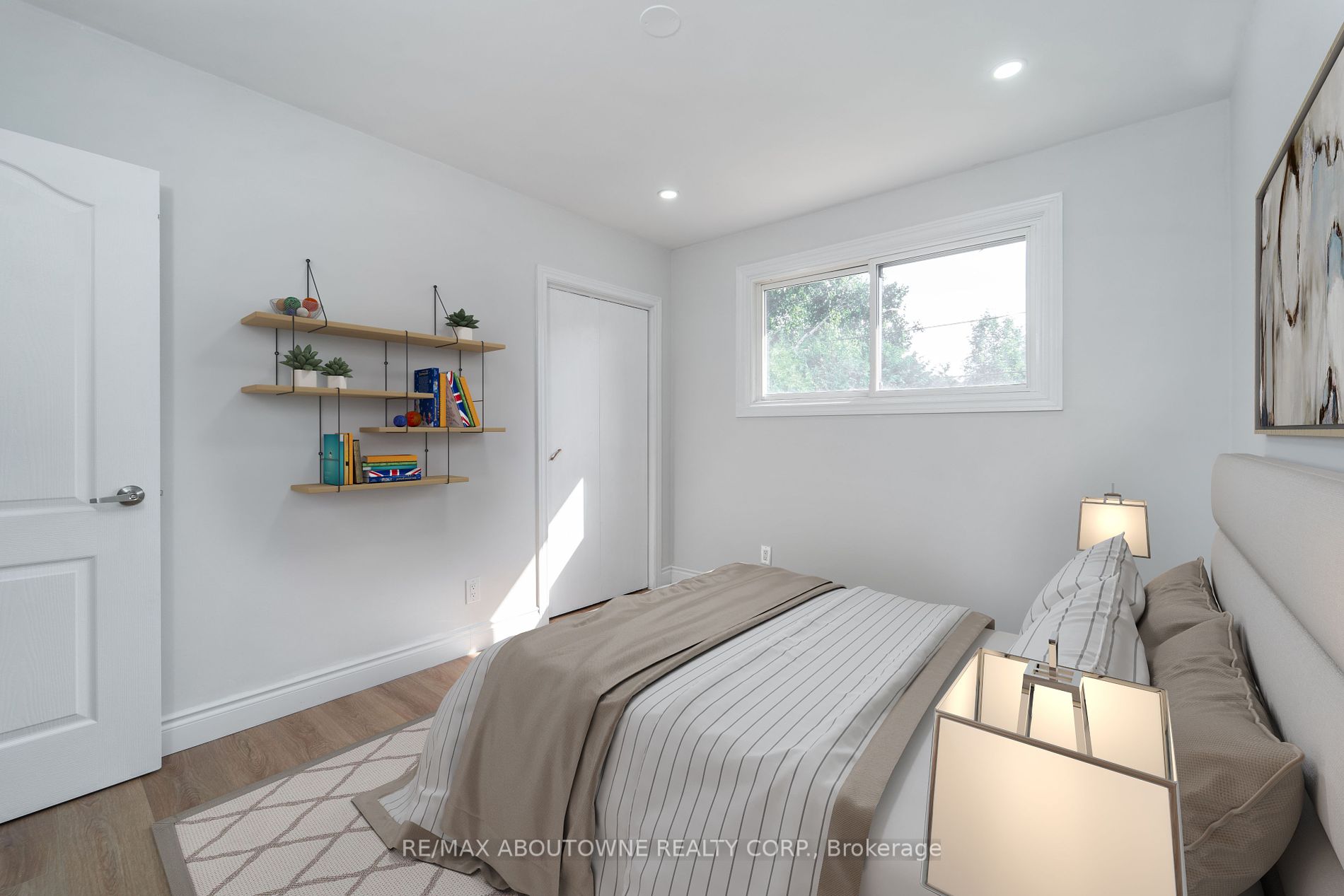 608 Thornwood Ave