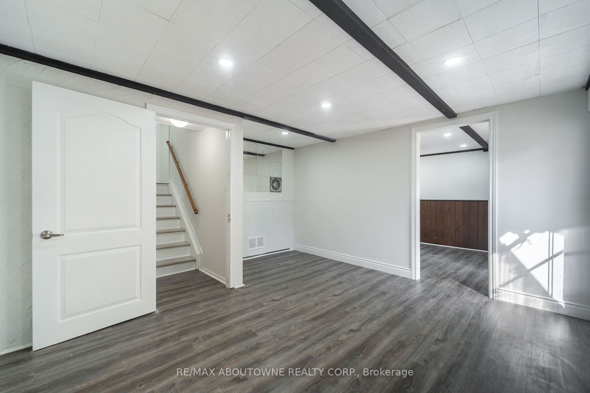 608 Thornwood Ave