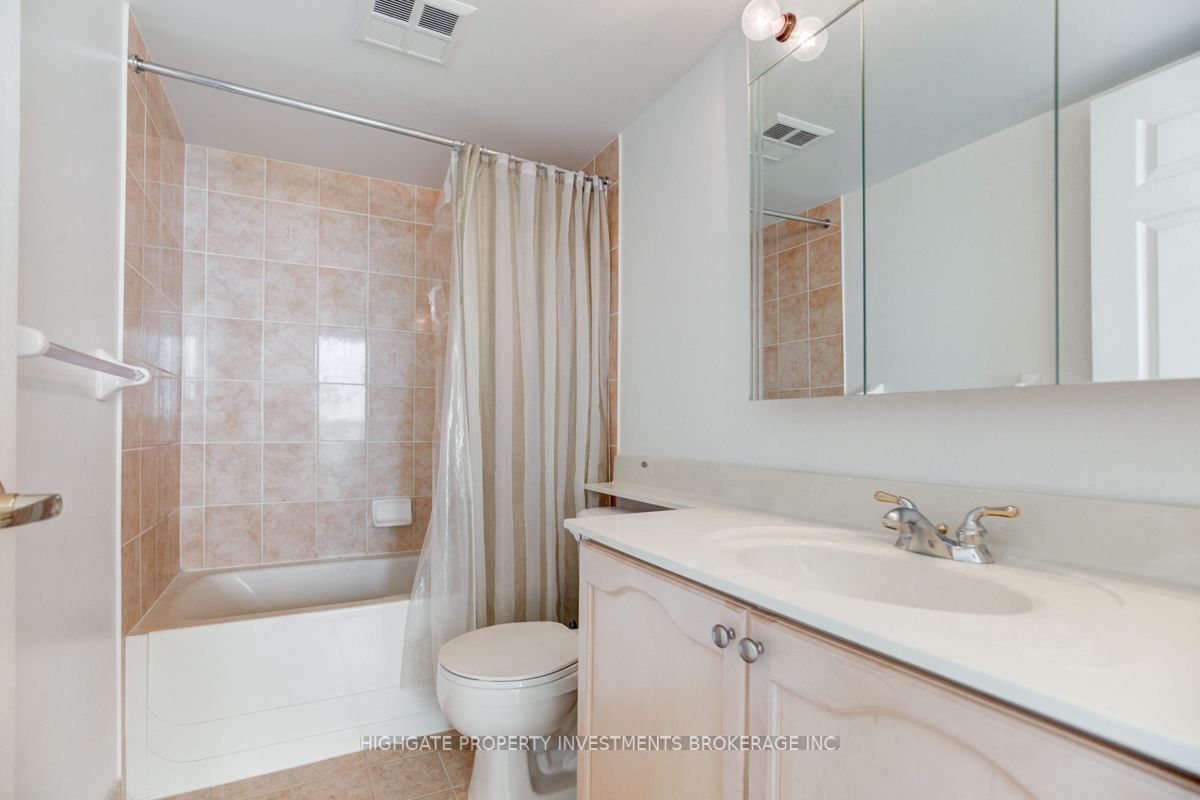 4889 Kimbermount Avenue, #804