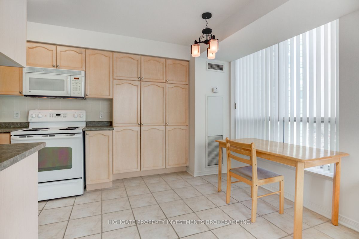 4889 Kimbermount Avenue, #804