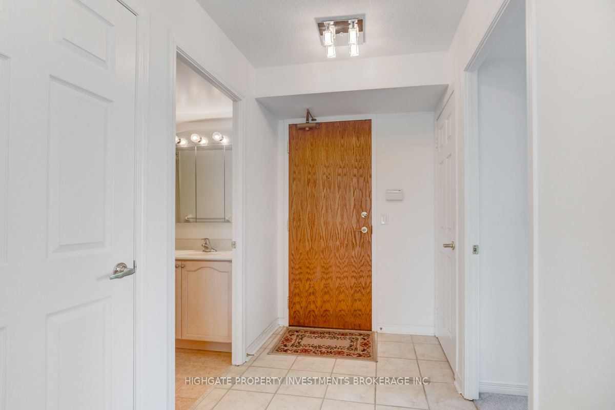 4889 Kimbermount Avenue, #804