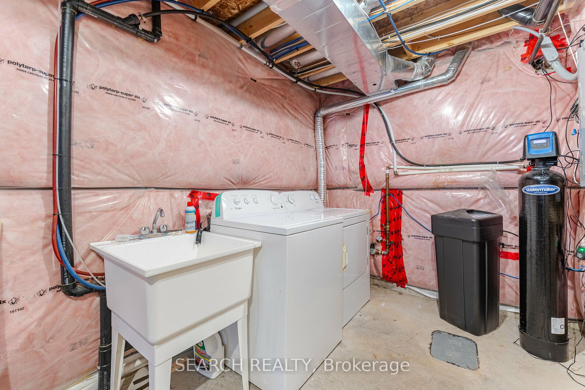 124 Parkinson Cres, #16