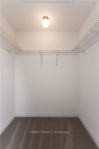 124 Parkinson Cres, #16