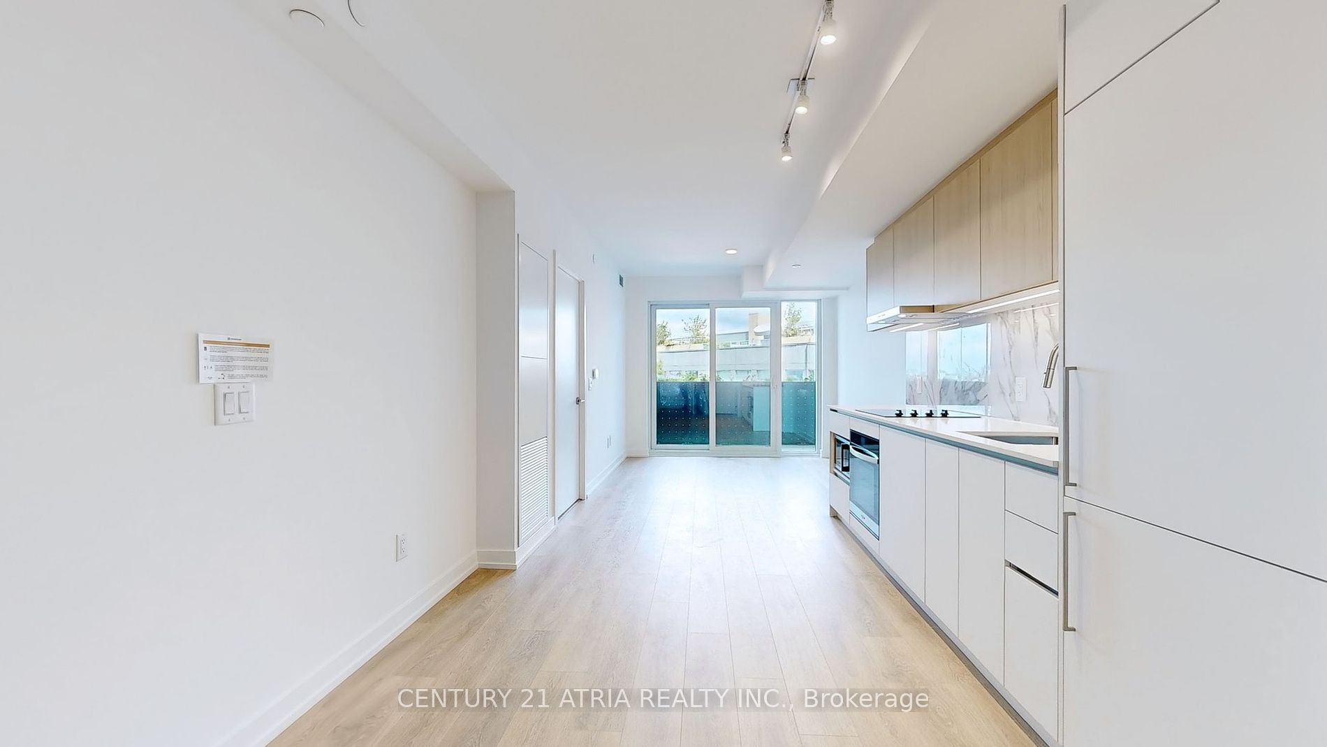 1100 sheppard Avenue W #602