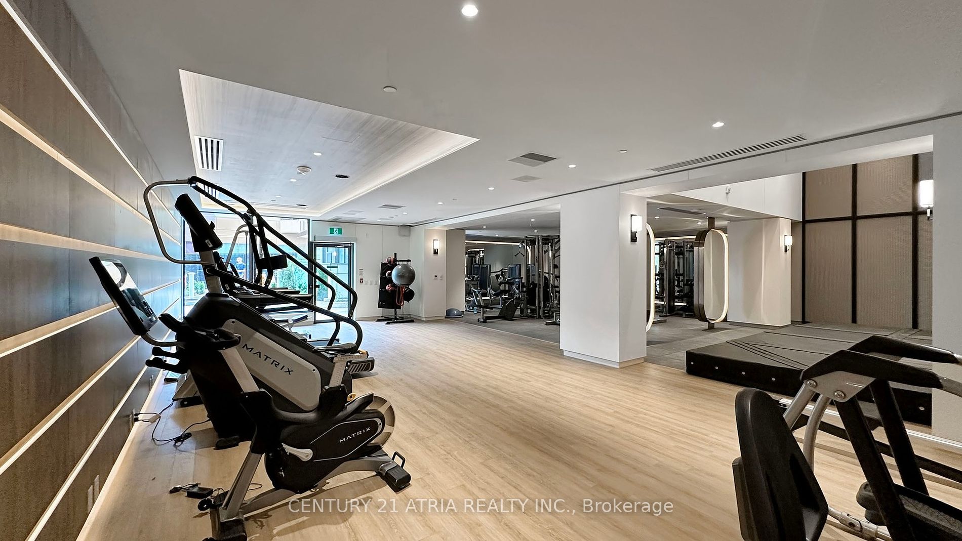 1100 sheppard Avenue W #602