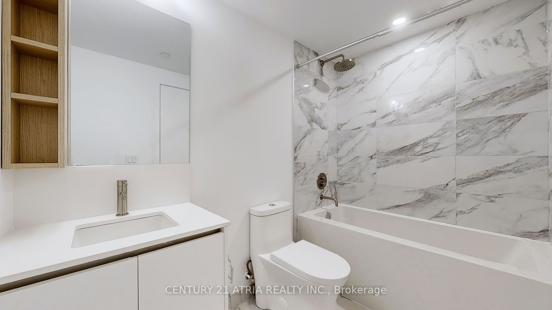 1100 sheppard Avenue W #602