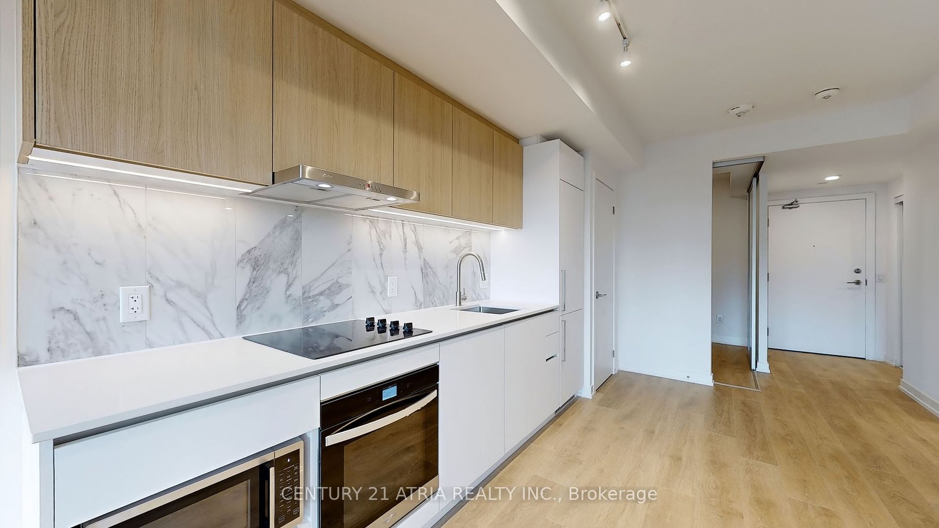 1100 sheppard Avenue W #602