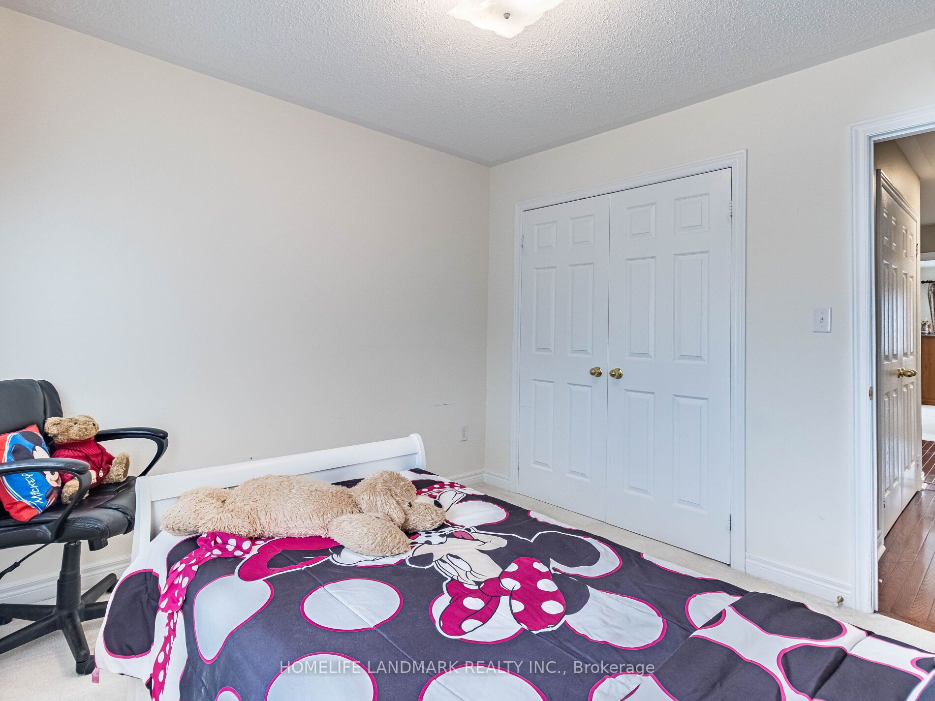 52 Hardgate Cres